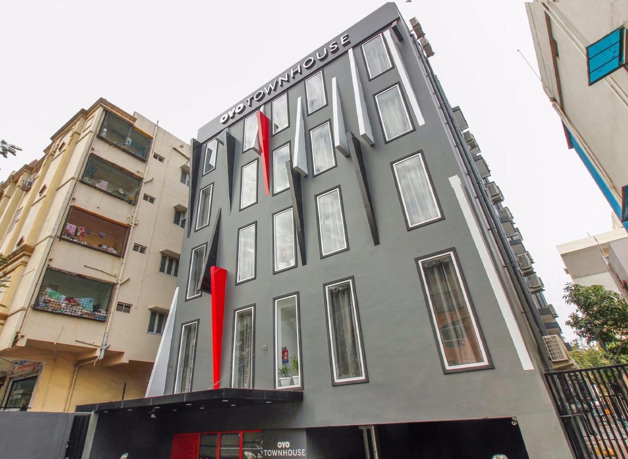 ホテル Townhouse White Ridge Shivam Road Lālāguda エクステリア 写真